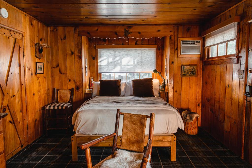 The Fireside Inn - 
