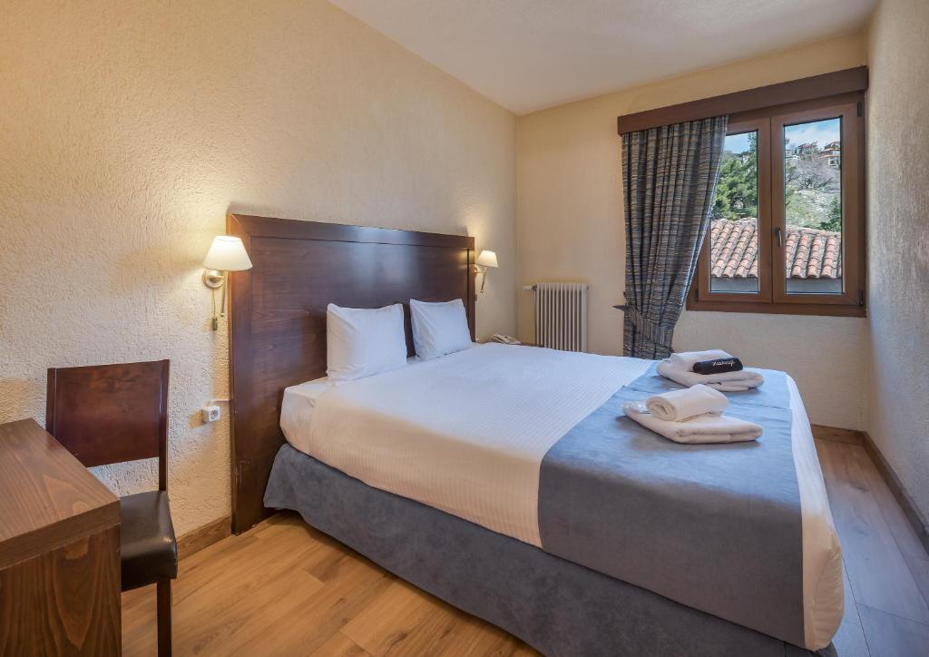 Arahova Inn Hotel - Habitación Doble O Gemela