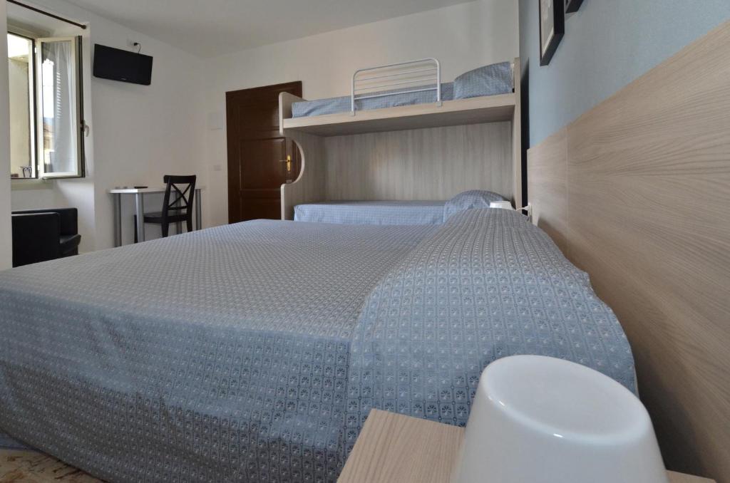 Albergo Della Torre - Quadruple Room