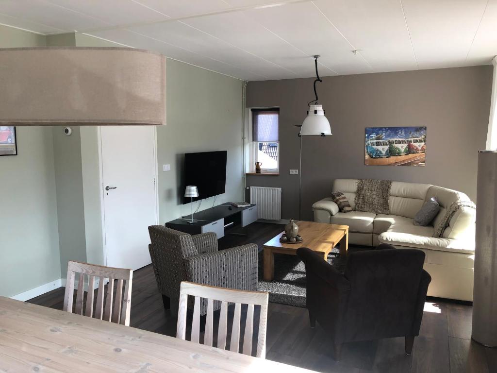 Posezení v ubytování IJsselmeer appartement