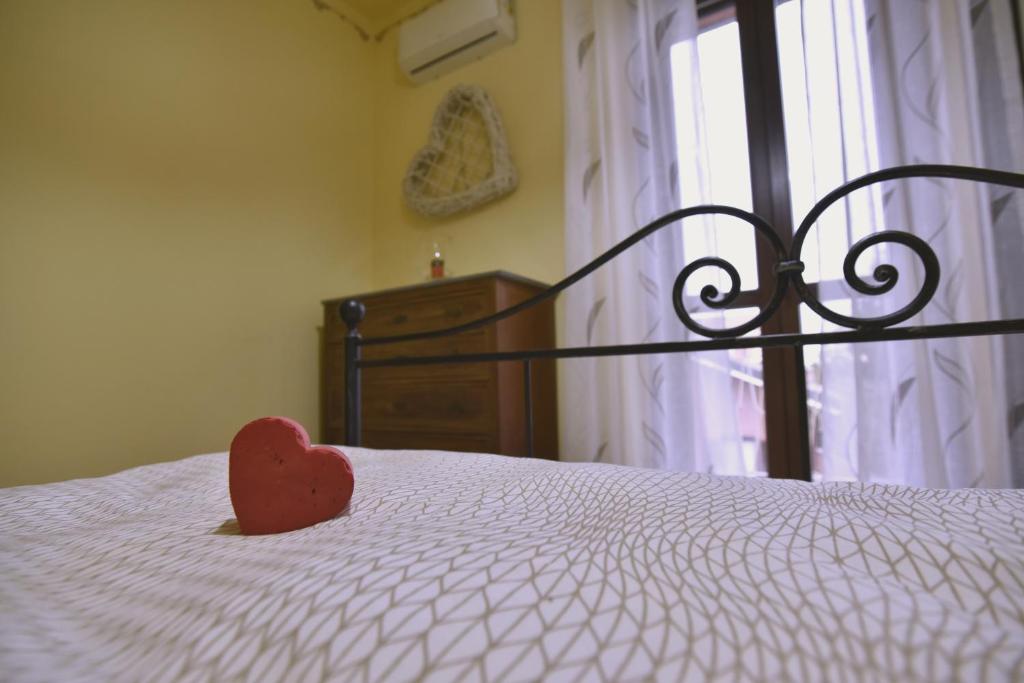 Un pat sau paturi într-o cameră la La casina di Settimo