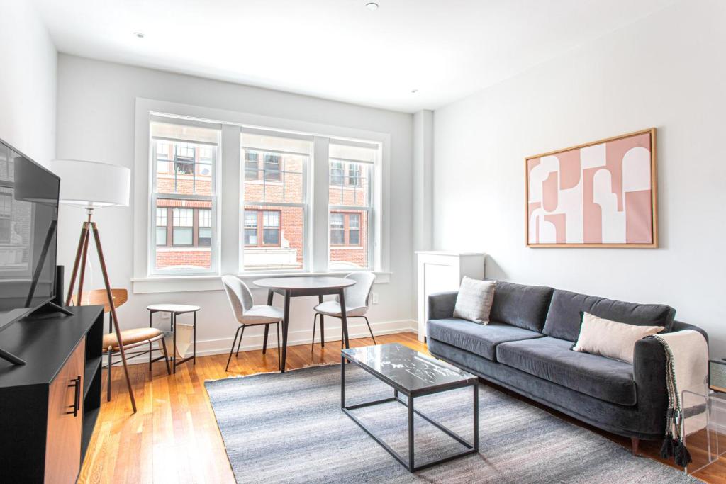 Gallery image of Well-Located Porter Sq 1BR in Harvard Sq BOS-342 in Cambridge