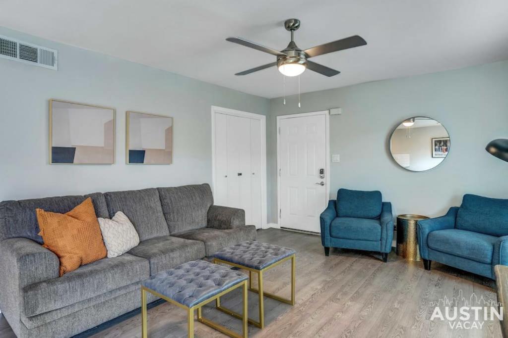 Relaxing Space Near Mueller Area with Parking and Pool, Austin