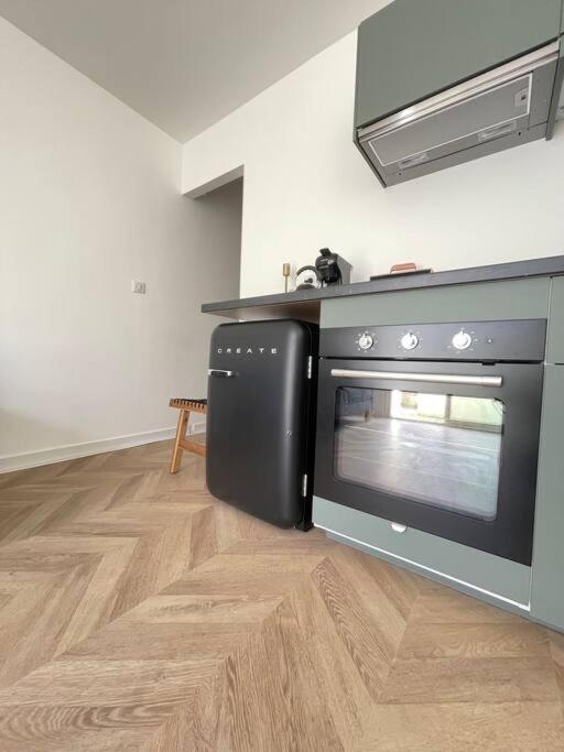 Kuchnia lub aneks kuchenny w obiekcie T2 neuf avec Parking et terrasse