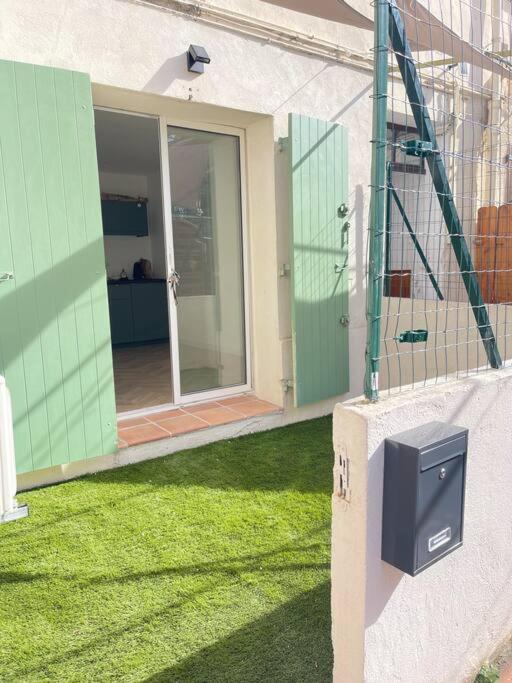 Budynek, w którym mieści się apartament