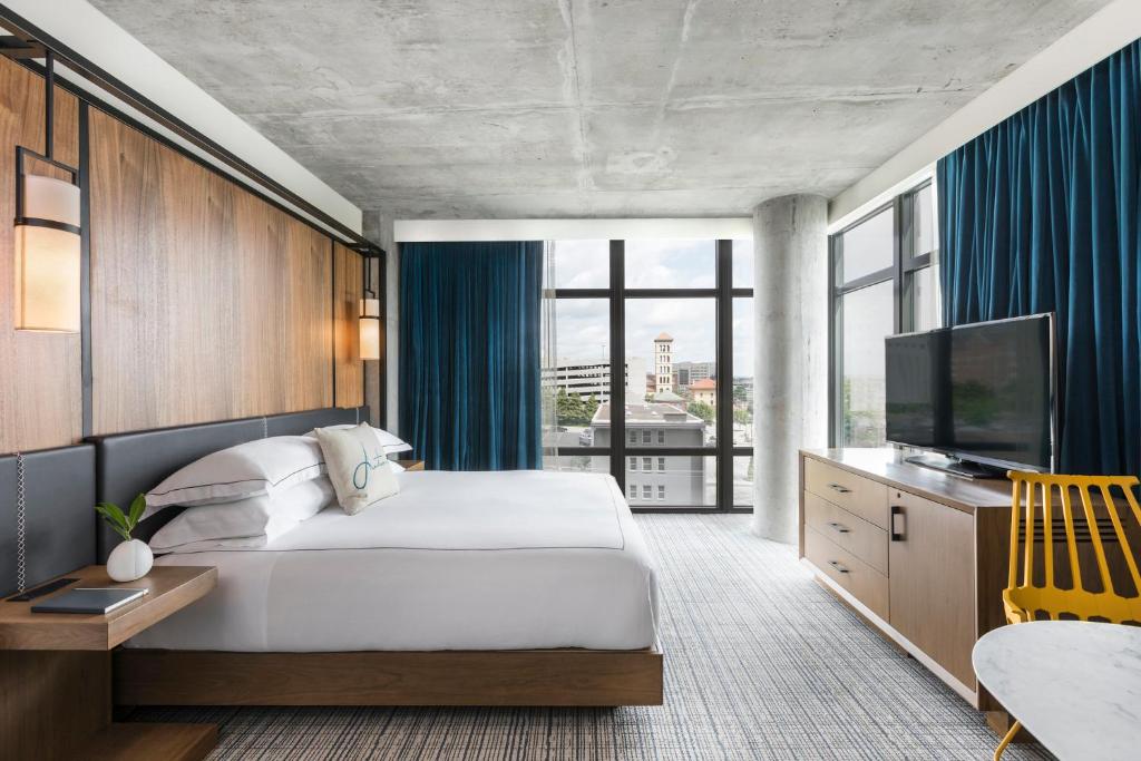 Kimpton Aertson Hotel by IHG - King Room Mit Mobilität Zugänglich