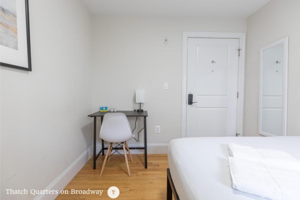West Broadway Quarters by Thatch photo