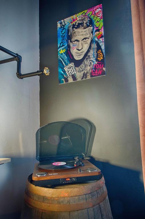 Fotografia z galérie ubytovania Sweet Nina Jazz Appartement pour 5 voyageurs, situé à la Place de la République, avec parking et lit queen size v destinácii Le Mans
