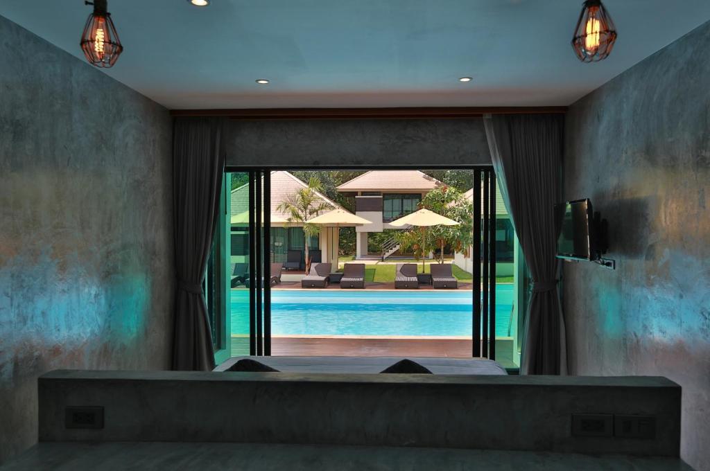 Bazén v ubytování Mook Lamai Resort and Spa nebo v jeho okolí