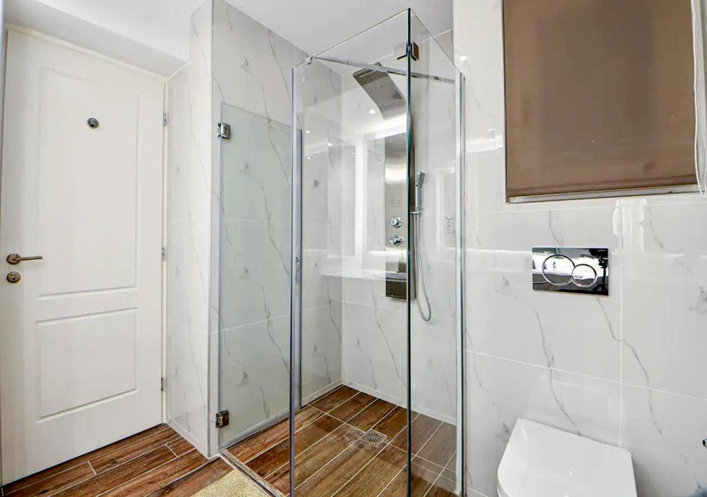 Boutique40 Luxury Apartment - 7