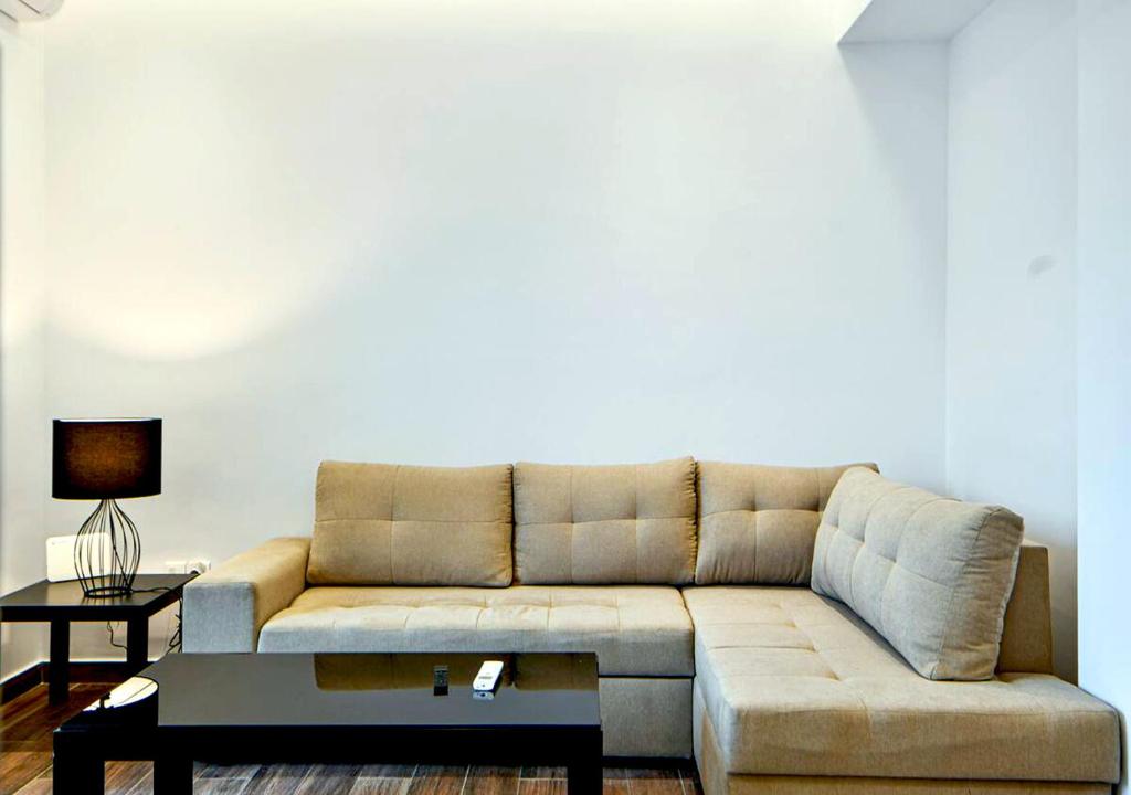 Boutique40 Luxury Apartment - 16