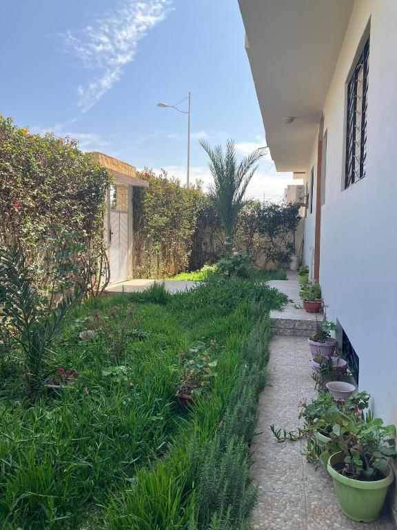 Bel Appartement à Proximité de la Gare Routière - Housity