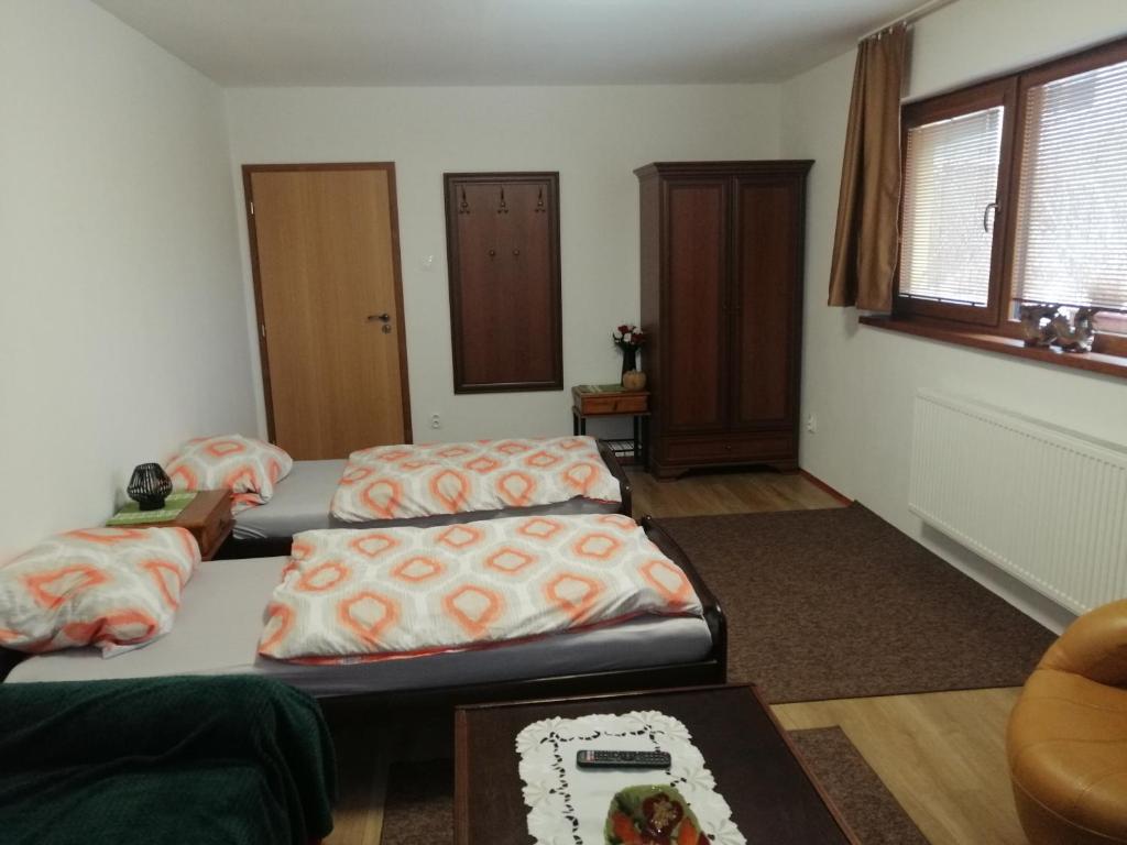 Posteľ alebo postele v izbe v ubytovaní Útulný Domček Privat Bedrich