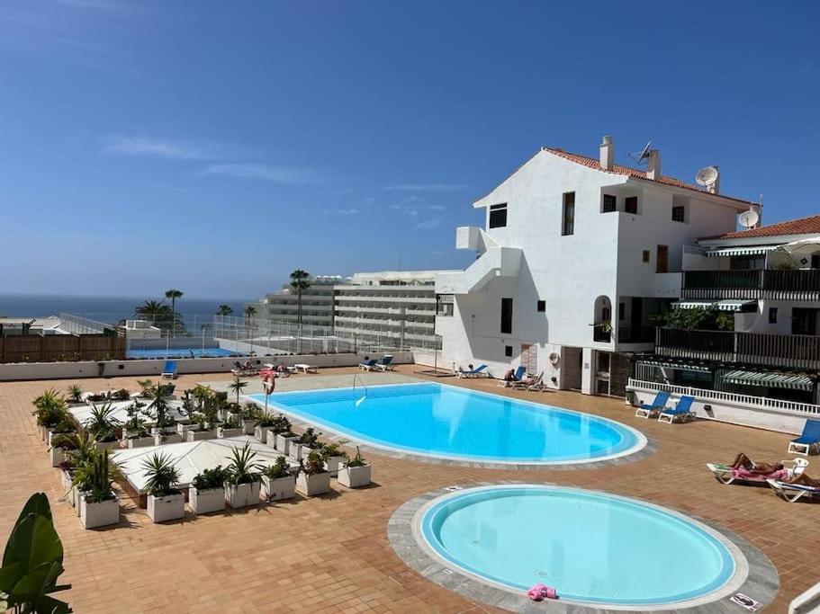 Bazén v ubytování Parque Royal Best Costa Adeje nebo v jeho okolí