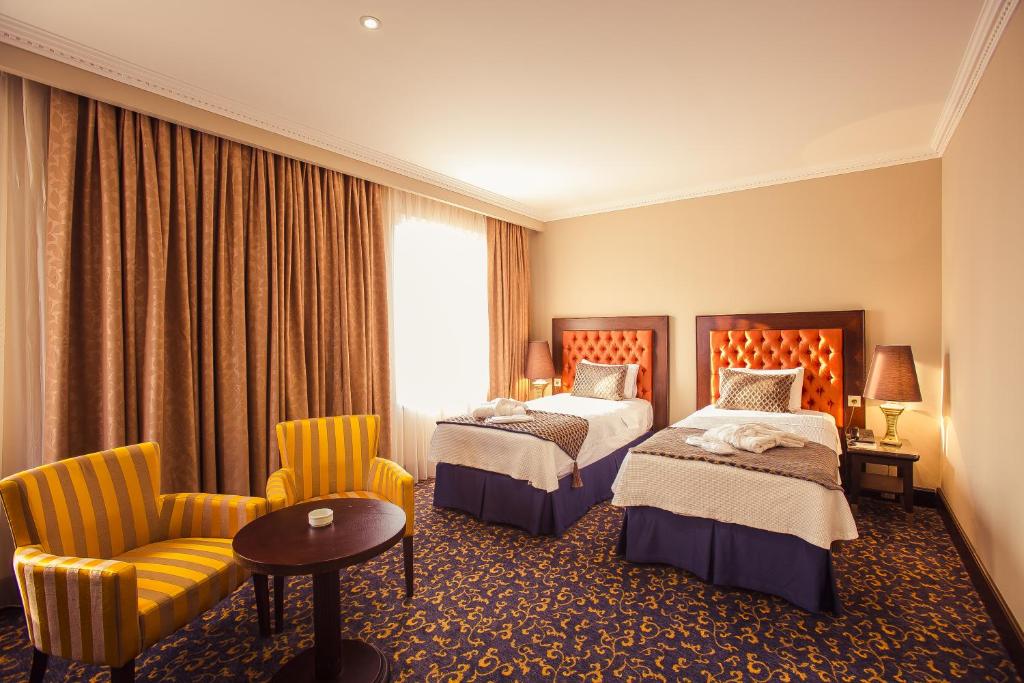 Hotel Intourist Palace Batumi - Habitación De Doble O Gemela De Lujo