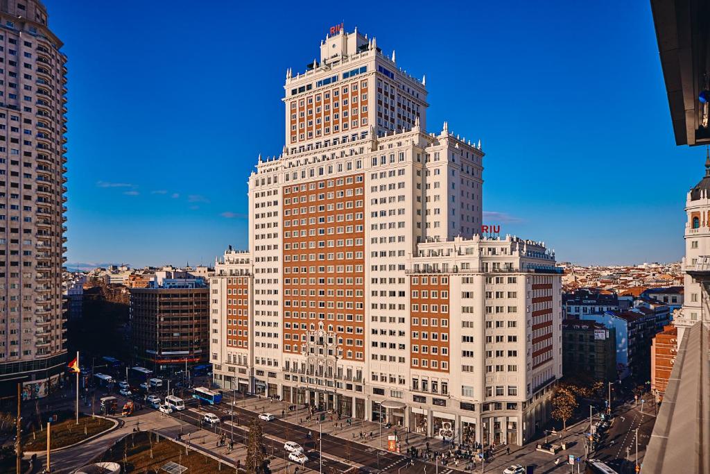 hotel riu plaza