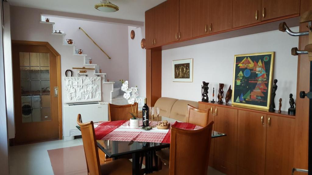 The Blacksmith's Suite - Image 4