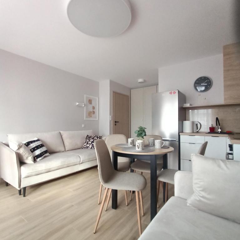 Apartament Emili VIPOO - Studio Met Balkon