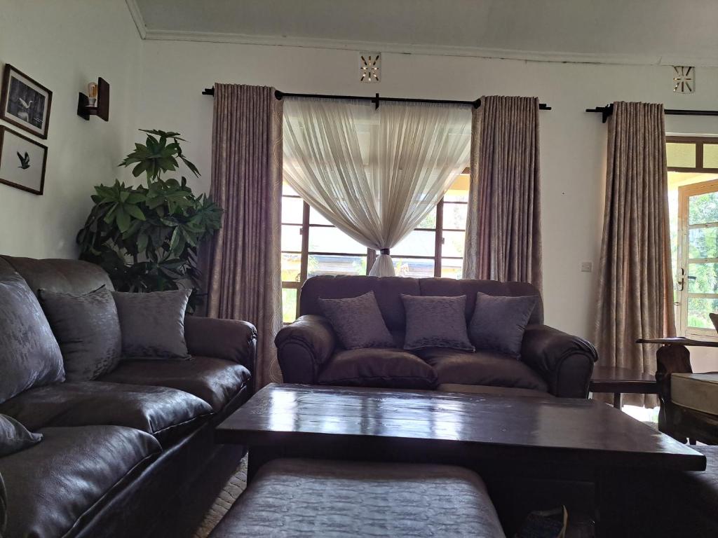 Enaiteru - Two-Bedroom Villa