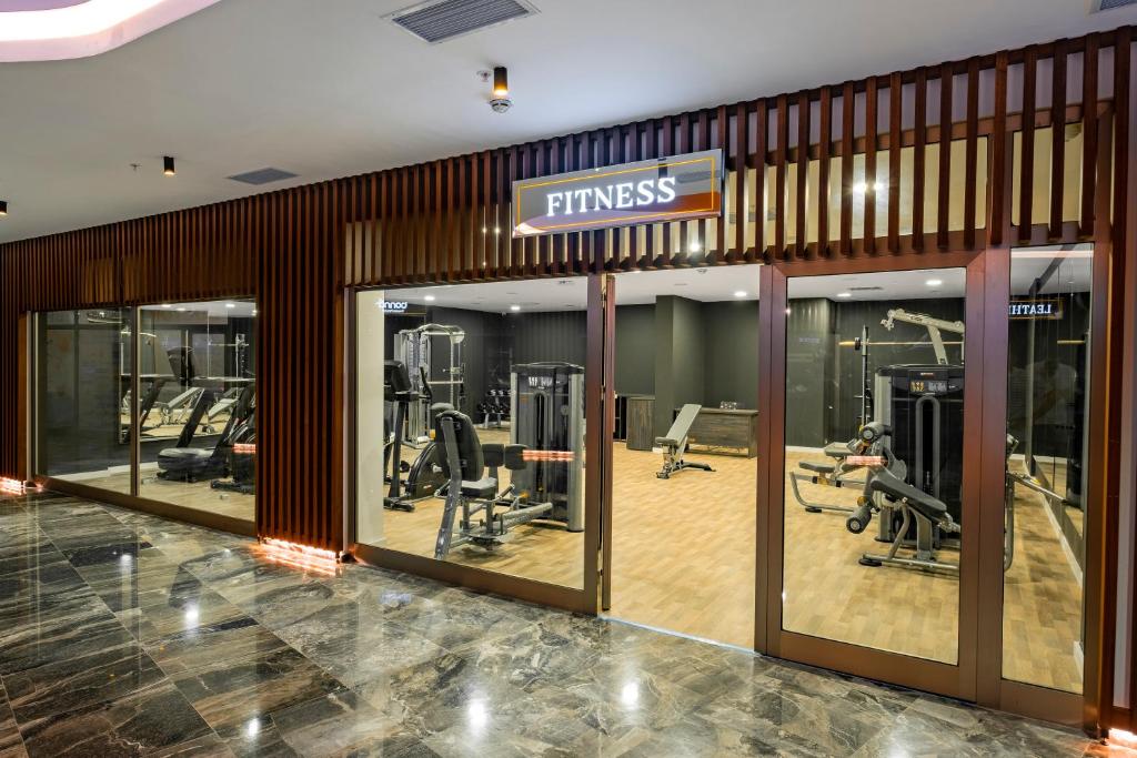 The fitness centre and/or fitness facilities at Rubi Platinum Sign
