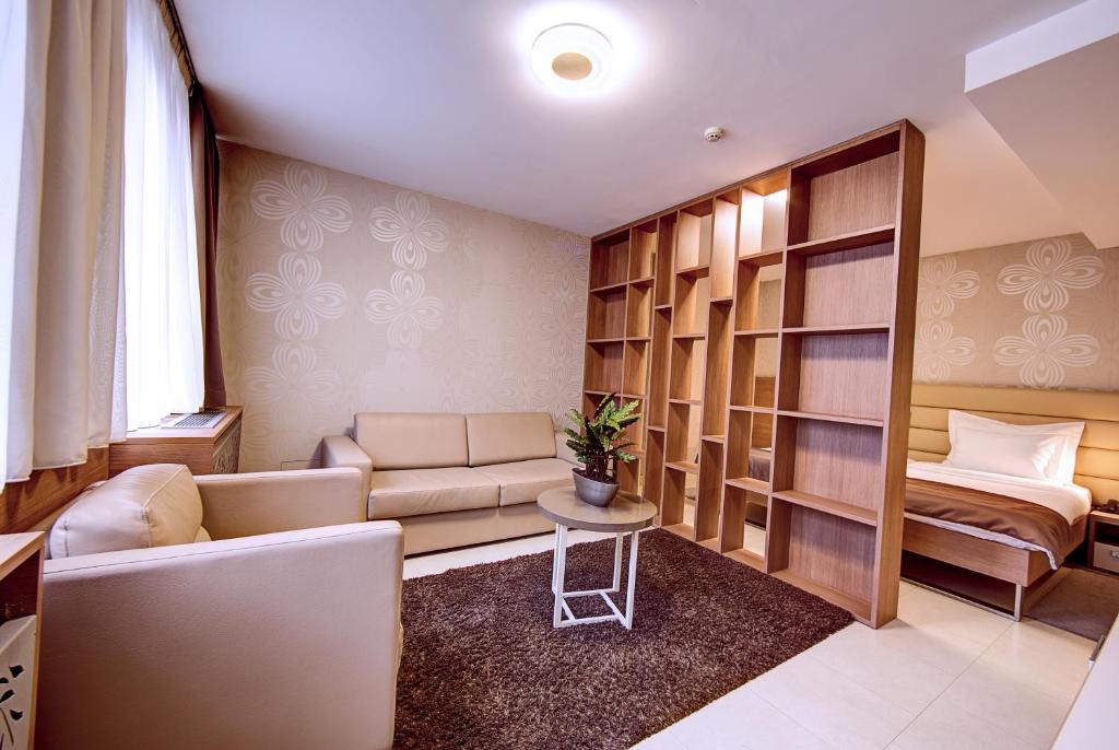 Hotel Srbija Garden-FREE PARKING - Resim 24