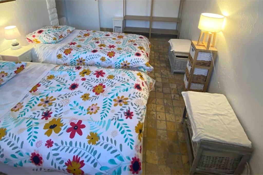Posteľ alebo postele v izbe v ubytovaní Grasse : Centre ville Superbe appartement 2 chambres