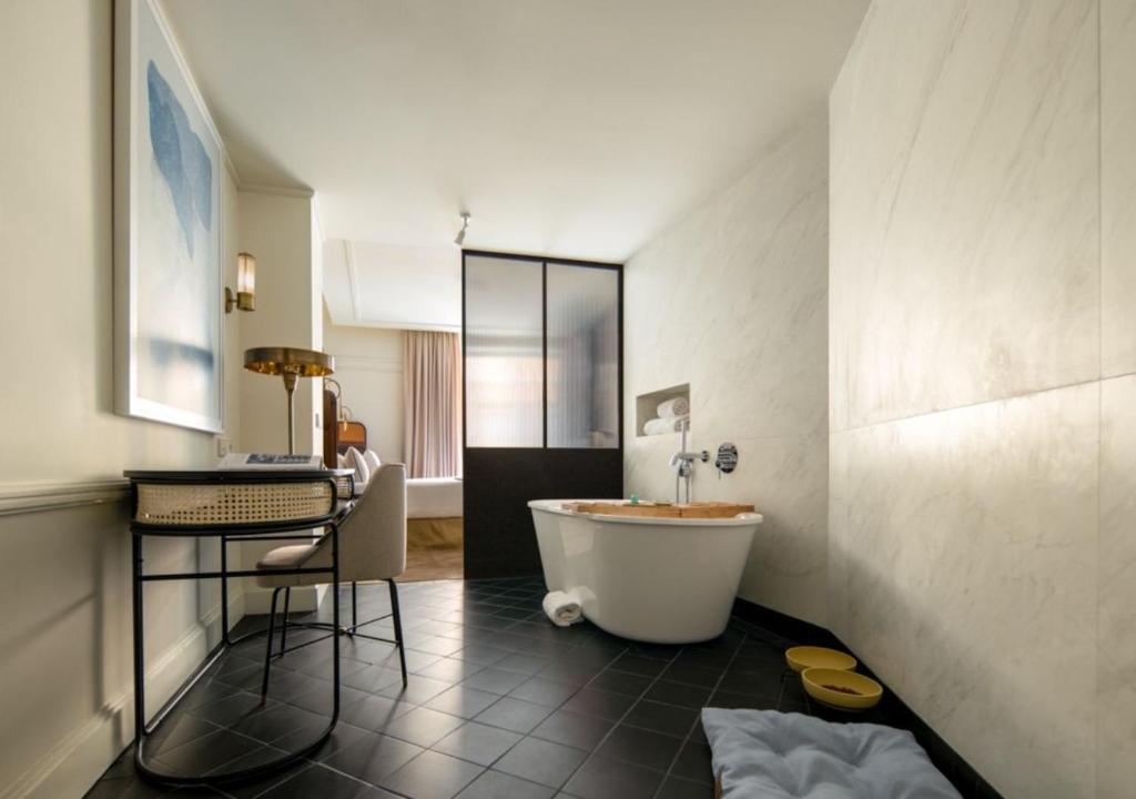 Only YOU Hotel Valencia, Valencia – Bijgewerkte prijzen 2023