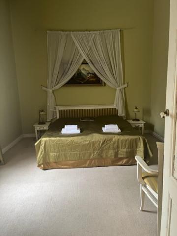 Palac Biedrusko - Resim 16