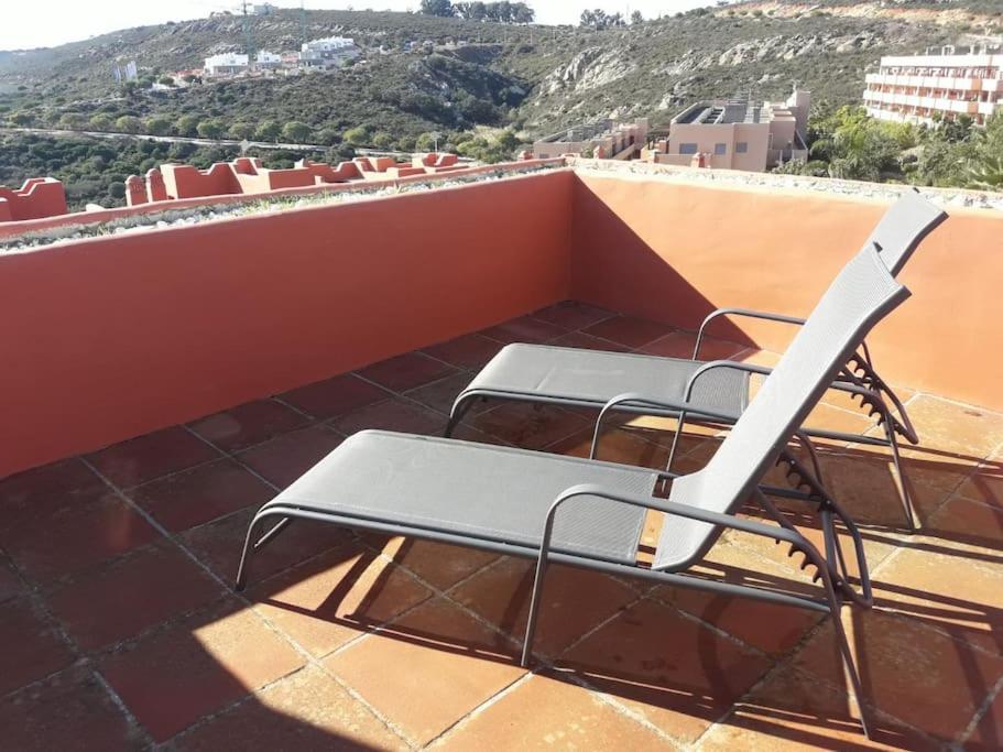 Balkón nebo terasa v ubytování Luxurious Townhouse with sea views