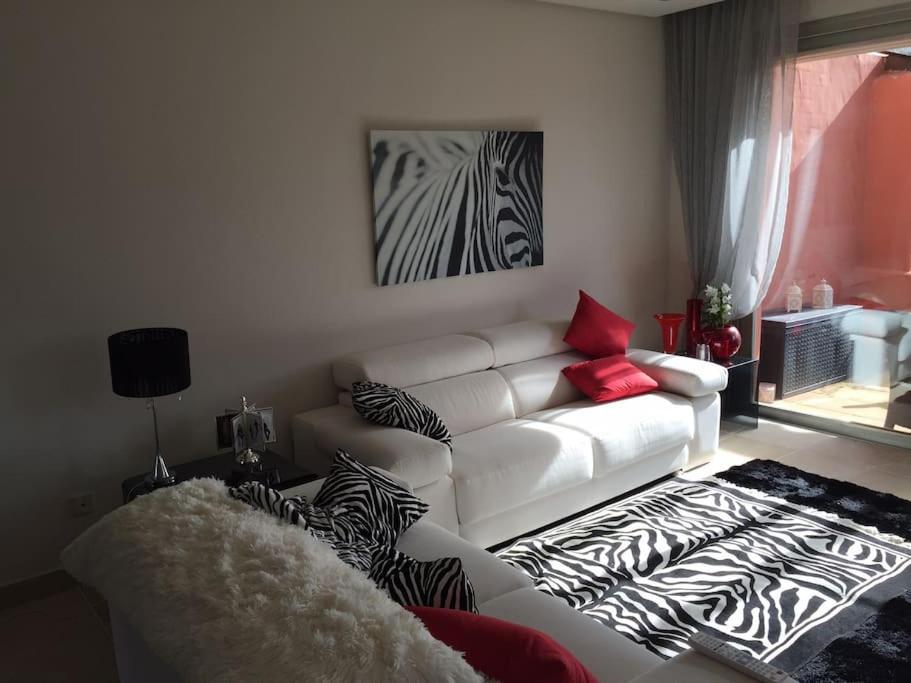 Posezení v ubytování Luxurious Townhouse with sea views