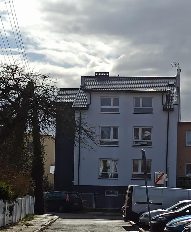 Budynek, w którym mieści się kwatera prywatna