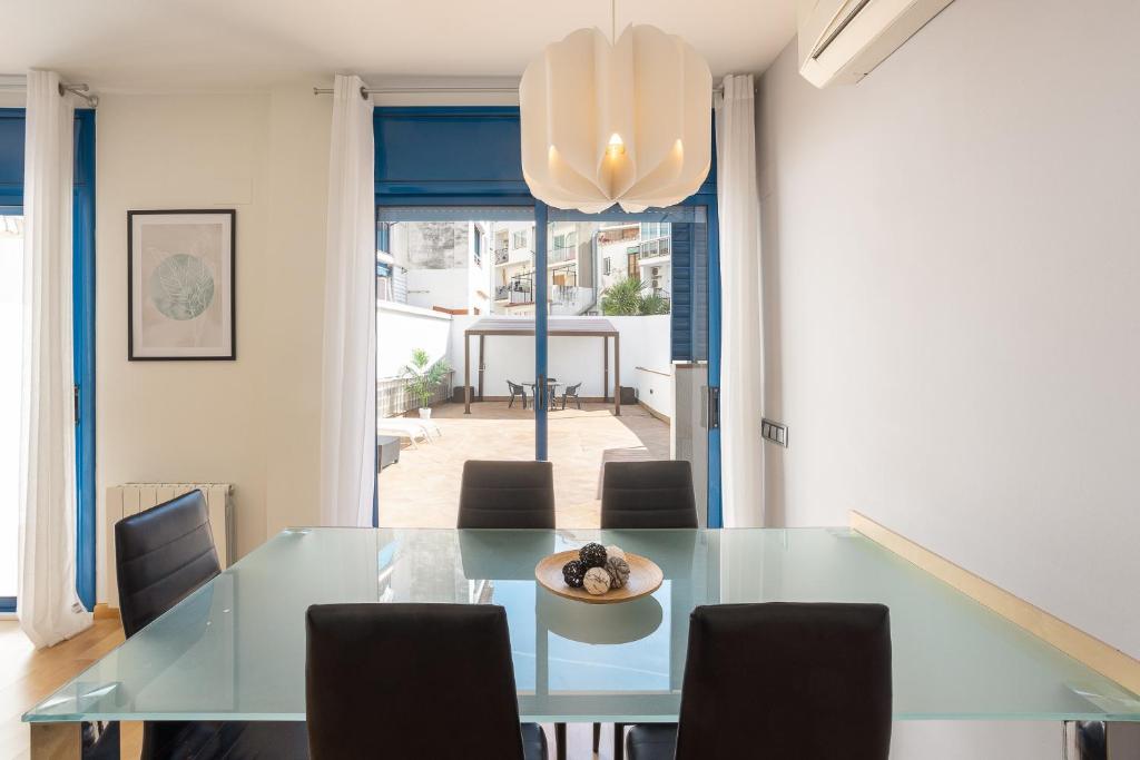 Lucas House Apartments by Sitges Group photo