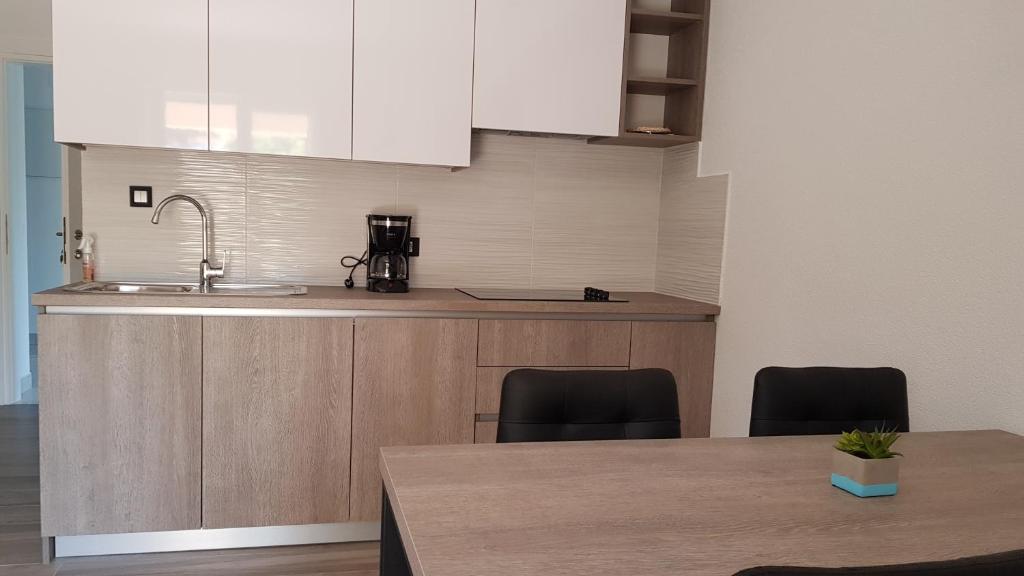 Kuchyň nebo kuchyňský kout v ubytování Premium Appartments Suha Punta