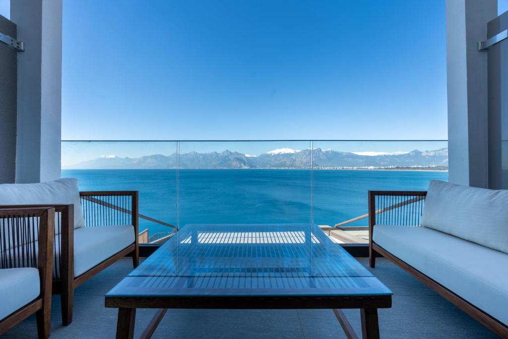 Perge Hotels - Adult Only 18 plus - 18