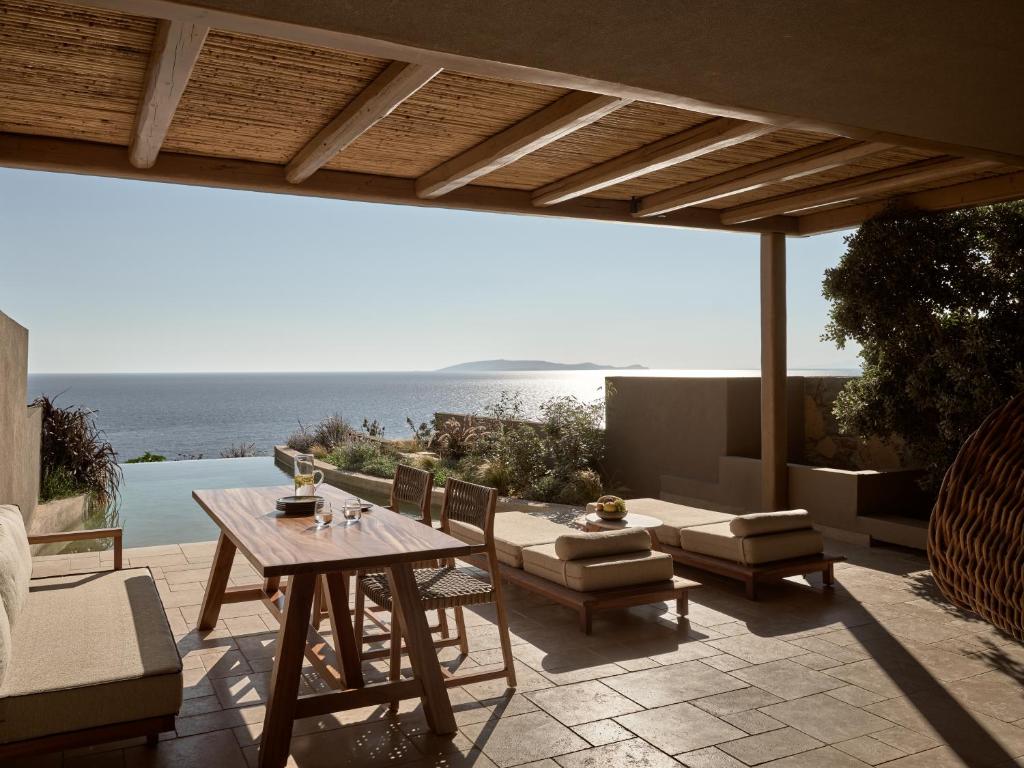 Acro Suites - A Wellbeing Resort - 