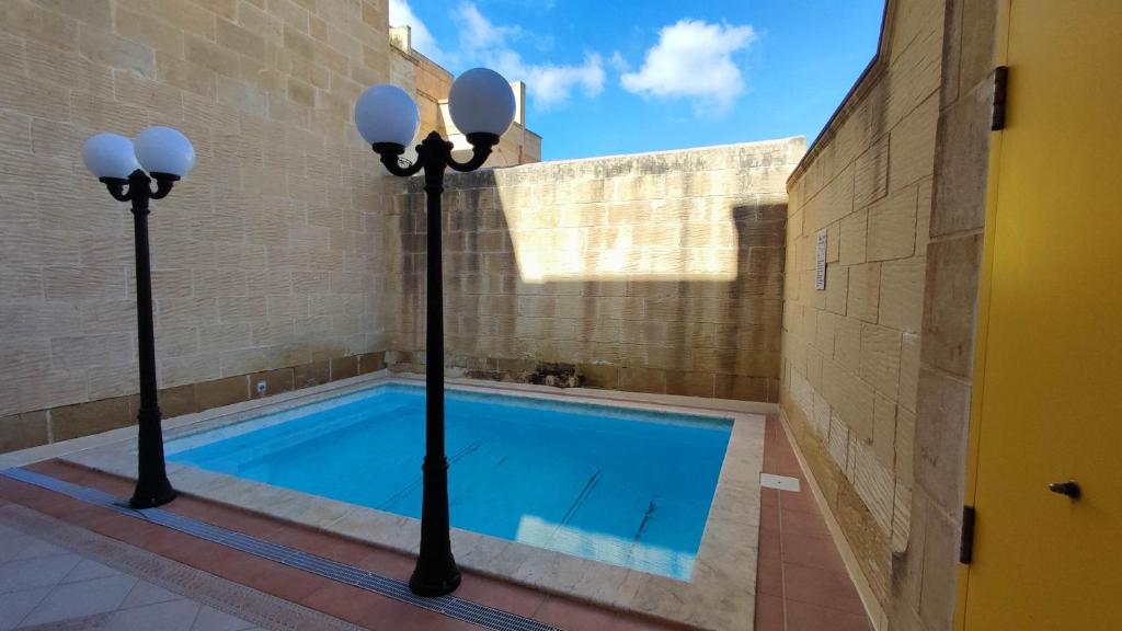 Bassein majutusasutuses Qala Bed&Breakfast with swimming pool - IL-Wenniessa või selle lähedal