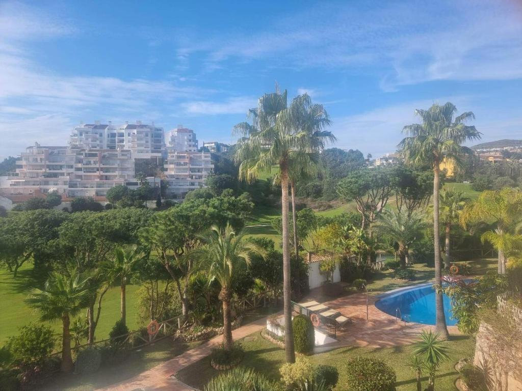 Basen w obiekcie 92-Apartment With Fantastic Views, Miraflores, Mijas lub w pobliżu