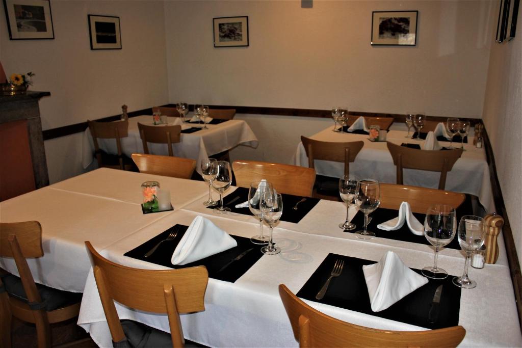 Restaurace v ubytování Osteria con alloggio Ul Furmighin