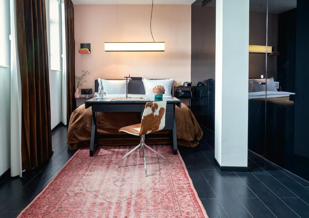 Sir Albert Hotel, part of Sircle Collection - Deluxe Suite