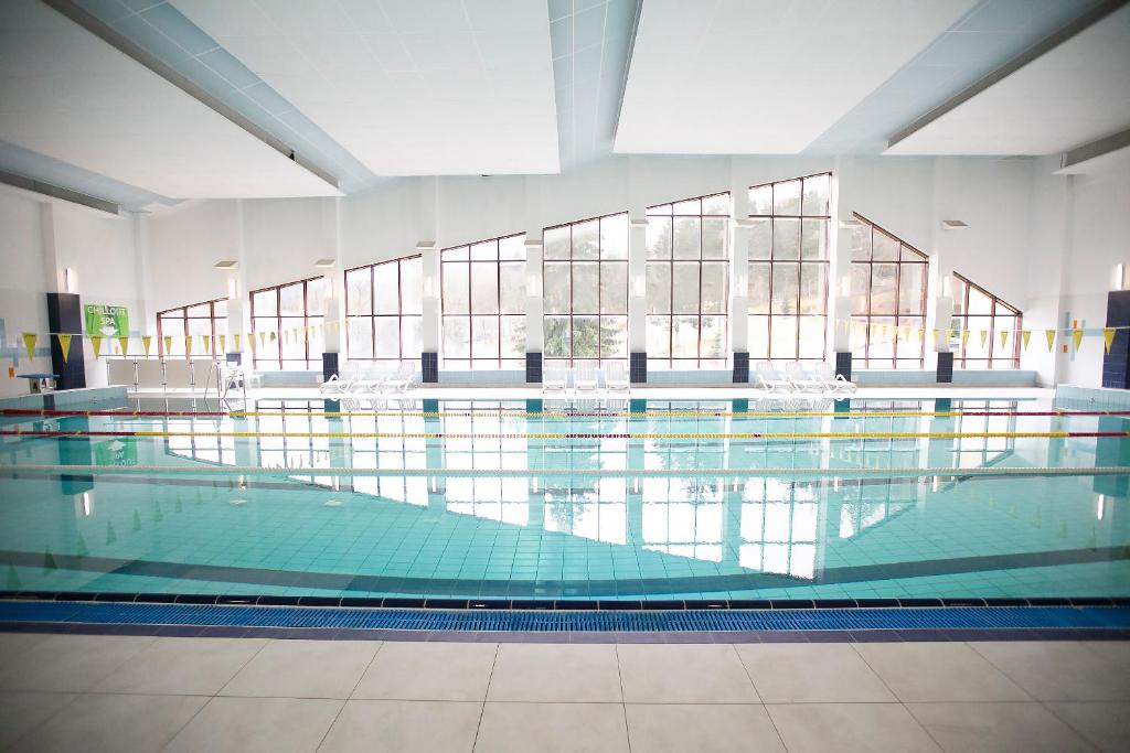 Bazén v ubytovaní Interferie Sport Hotel Bornit alebo v jeho blízkosti