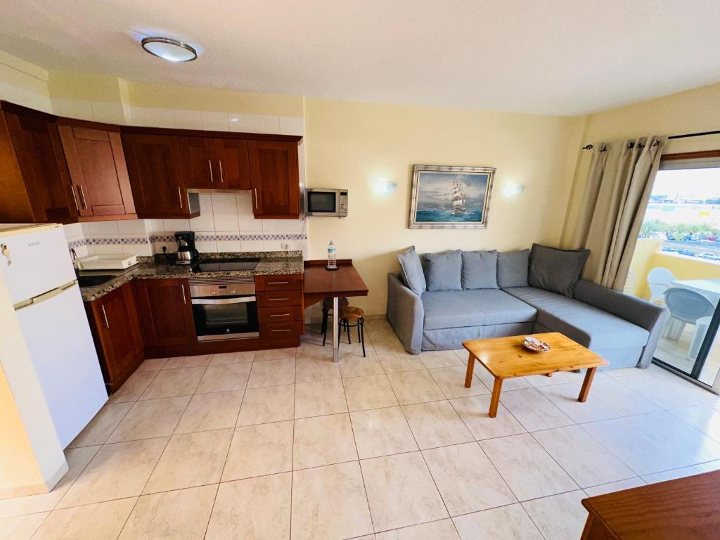 A kitchen or kitchenette at Pier View Los Cristianos Free WiFi