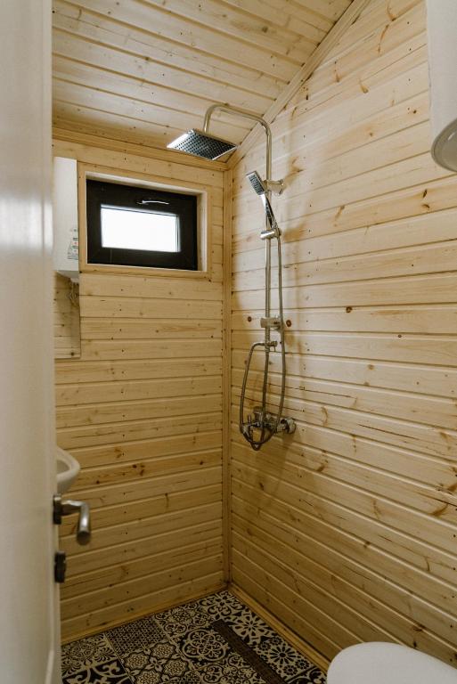 Koupelna v ubytování Mestia Villas