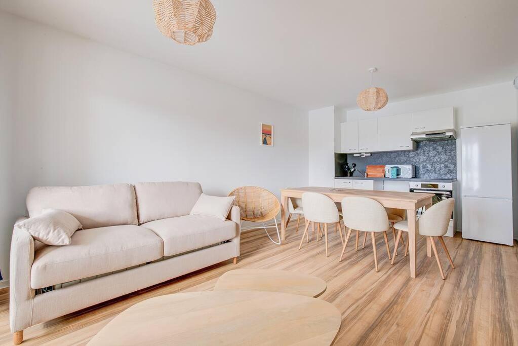 Kuchyňa alebo kuchynka v ubytovaní Très belle appartement haut standing