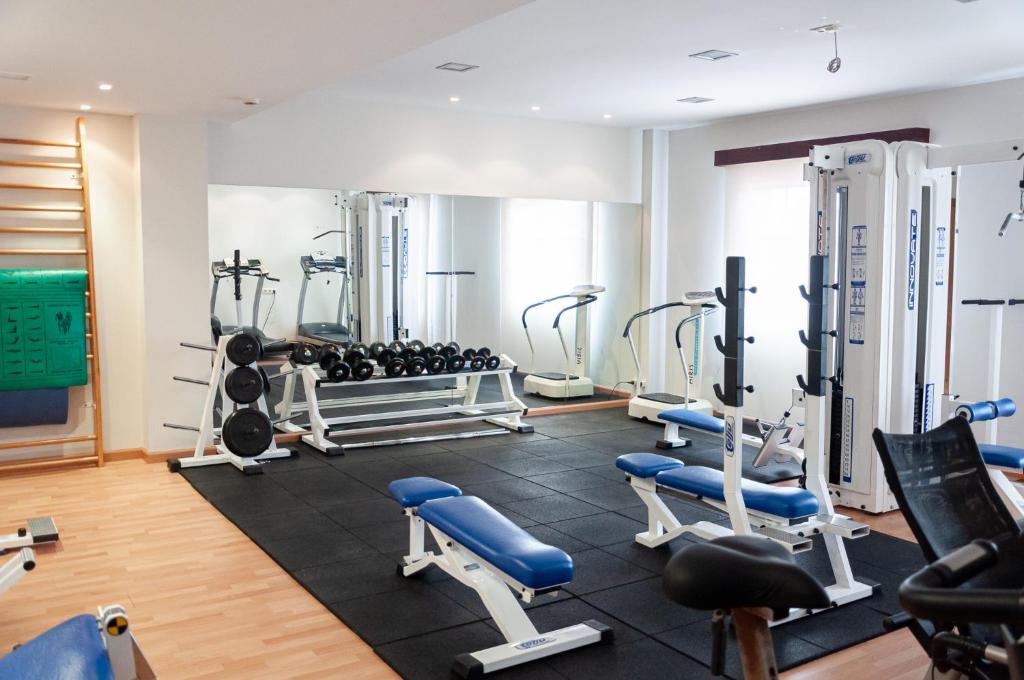 Fitness centrum a/nebo fitness zařízení v ubytování ARVA Santiago León