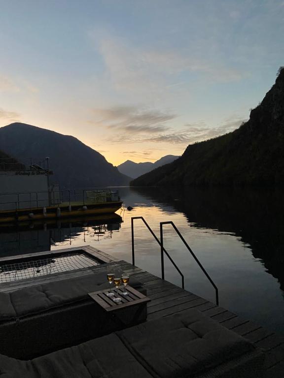 Φωτογραφία από το άλμπουμ του Floating House Perućac σε Perucac