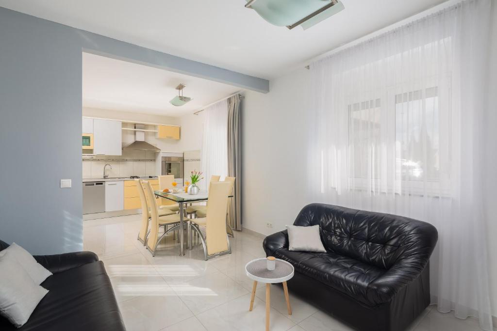 Blue Sky Apartment, Duće (updated prices 2024)