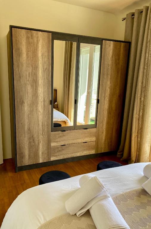 Maison face à la cité - 9