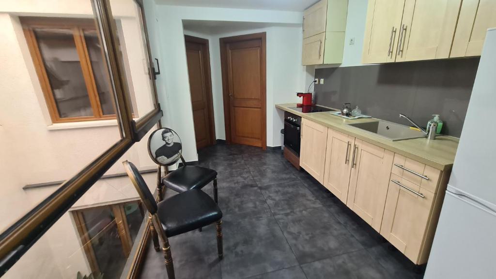 Kuchnia lub aneks kuchenny w obiekcie Selestat entre Colmar et Strasbourg
