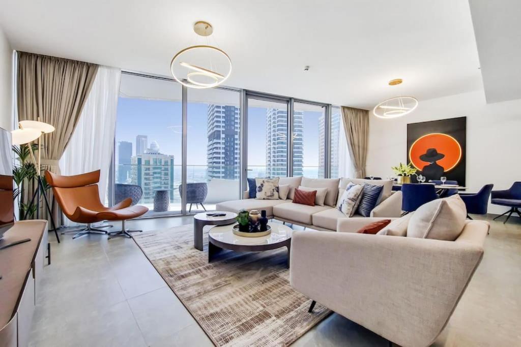 Stella Maris, Dubai Marina – Vacationer