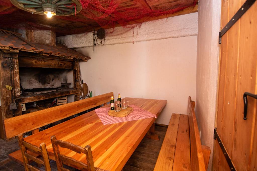 Kuchyň nebo kuchyňský kout v ubytování Apartmani Ivana 2